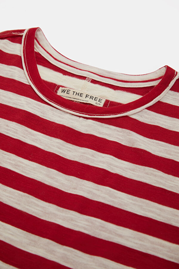 Red Crew Neck Patterned Women's T-Shirt 3