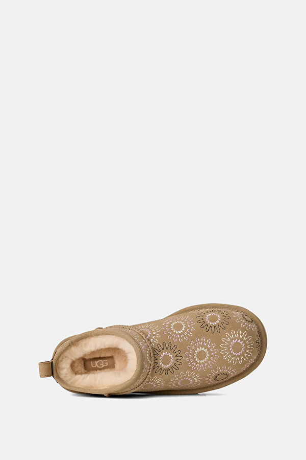 Classic Micro Sun Stitch Light Beige Women's Boots 6