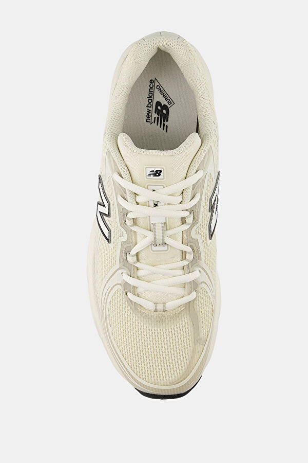 740 White Women's Sneakers 3