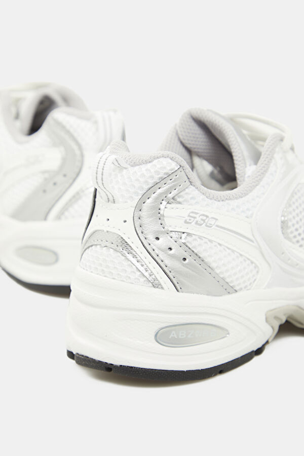 530 White Women's Sneakers 5