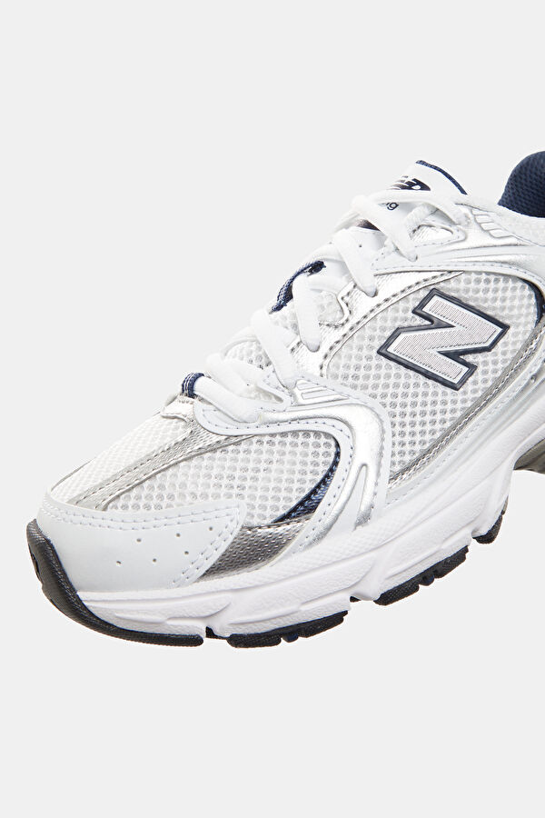 530 White Women's Sneakers 5