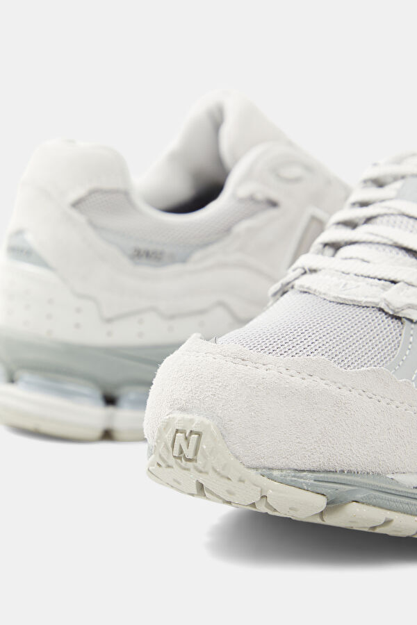 2002 Grey Women's Sneakers 7