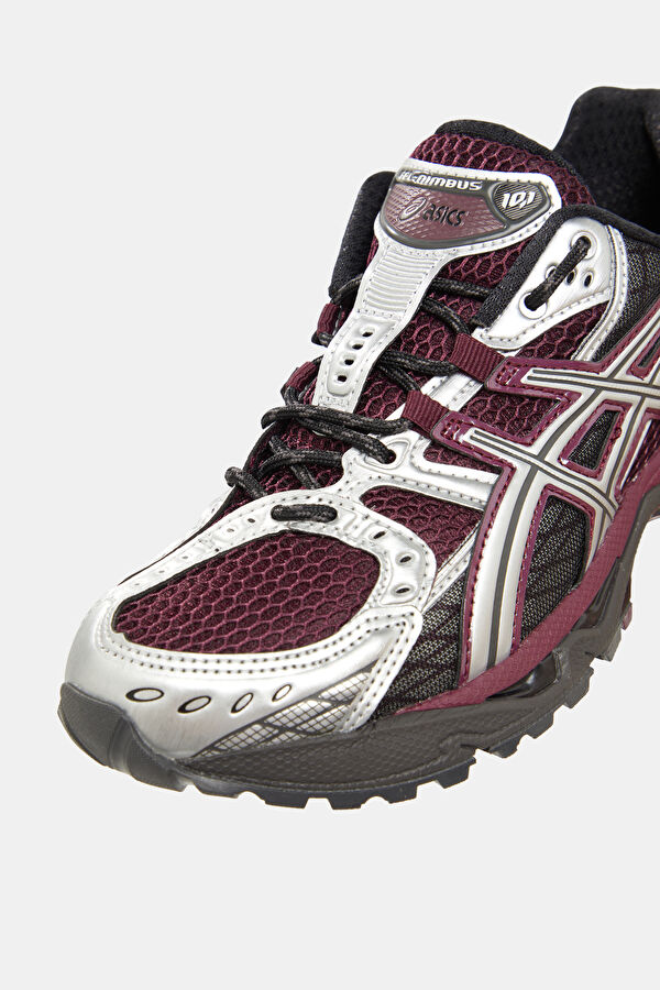 Gel-Nimbus 10.1 Siyah Kadın Spor Ayakkabı 5