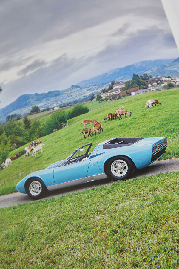Iconic Classic Cars 10
