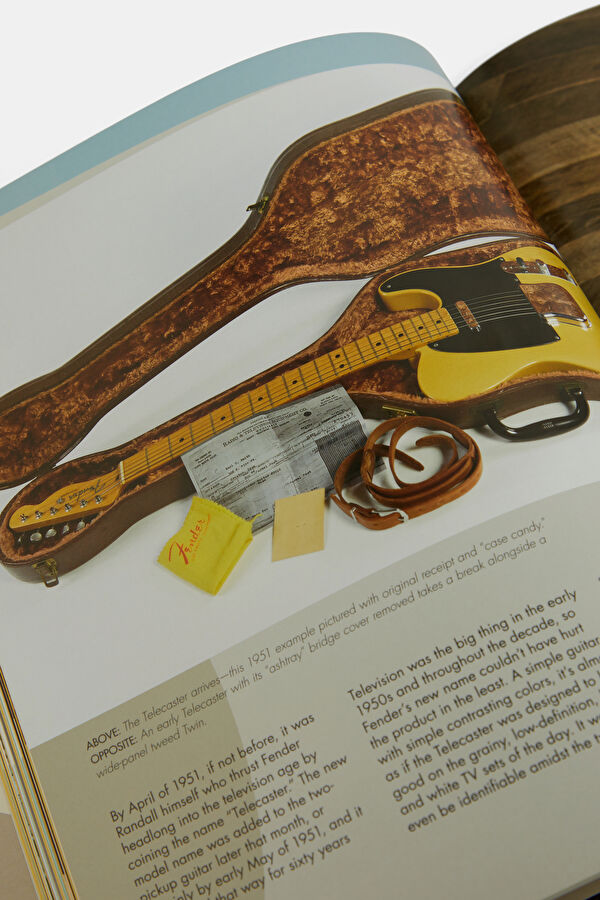 Fender Telecaster 75 Years 7