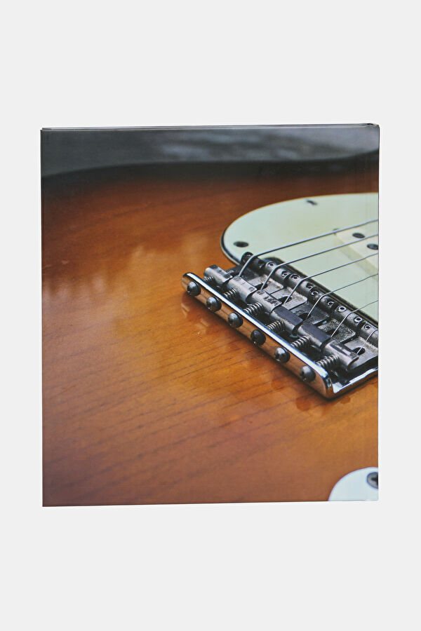 Fender Stratocaster 70 Years 4