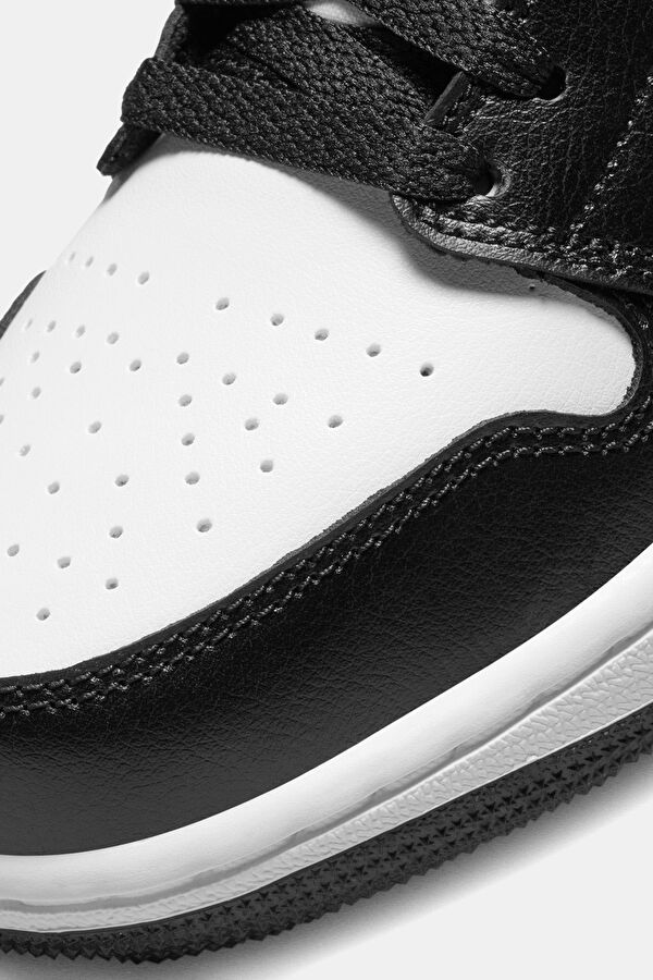 1 Low Black Women's Sneakers 7