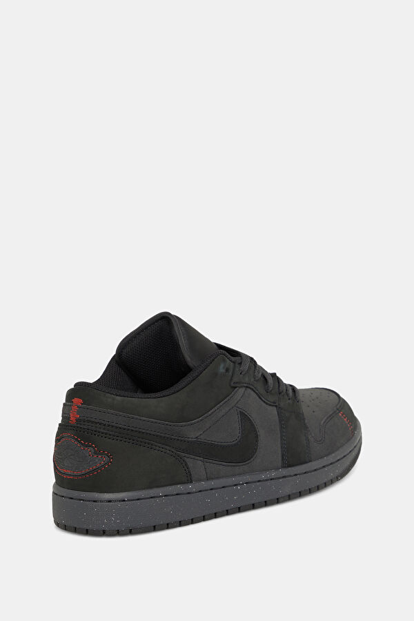 Air Jordan 1 Low SE Craft Siyah Erkek Spor Ayakkabı 3