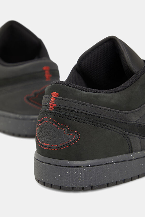 Air Jordan 1 Low SE Craft Siyah Erkek Spor Ayakkabı 5