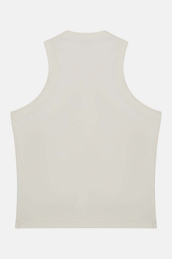 Beyaz Dik Yaka Kadın T-Shirt 2