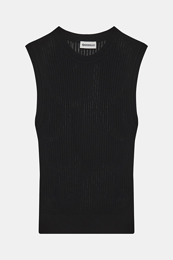 Black Sleeveless Women's Blouse
