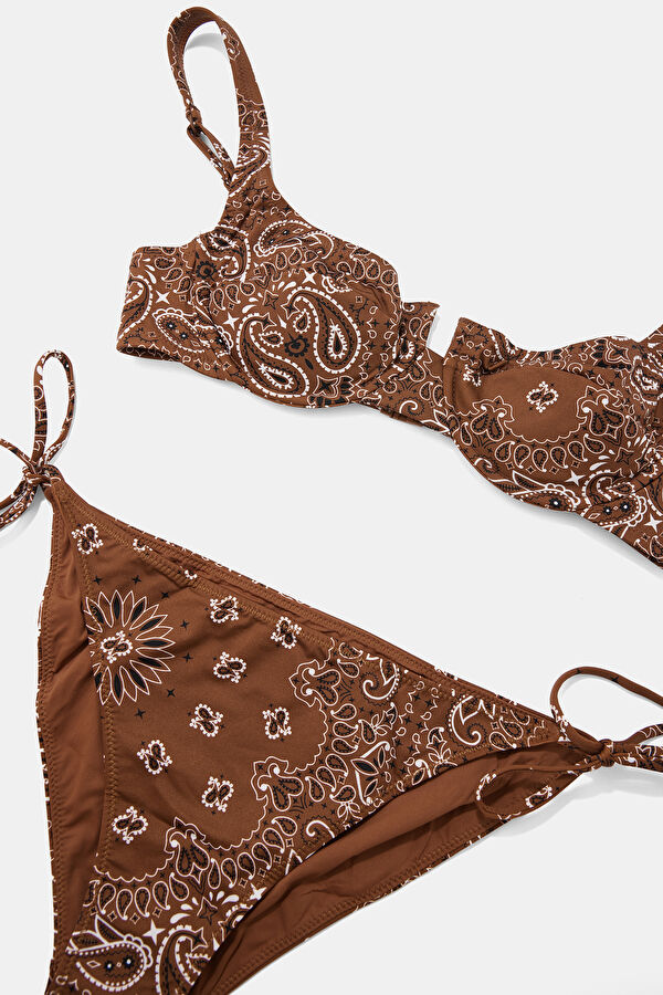 Kahve Desenli Bağlamalı Kadın Bikini 3