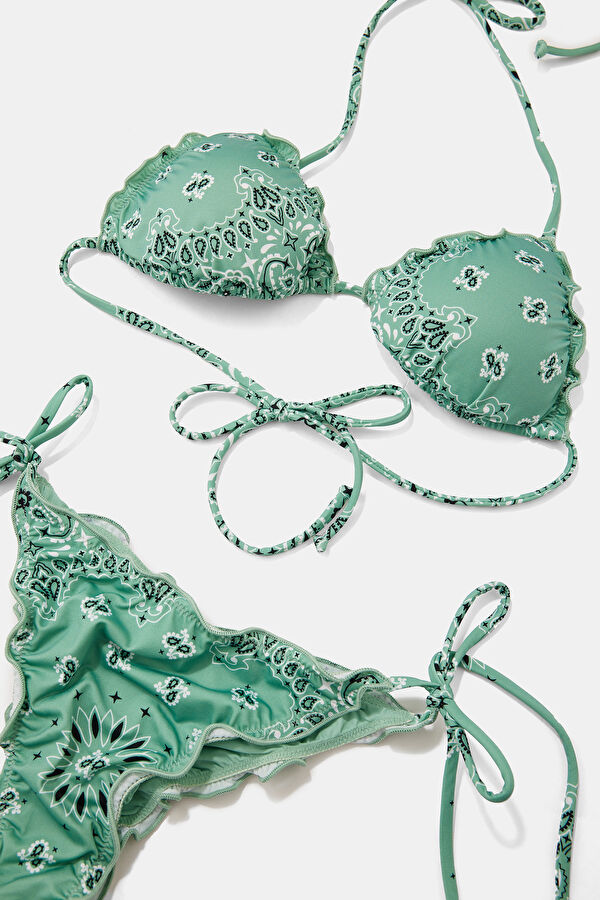 Yeşil Desenli Bağlamalı Bikini 3