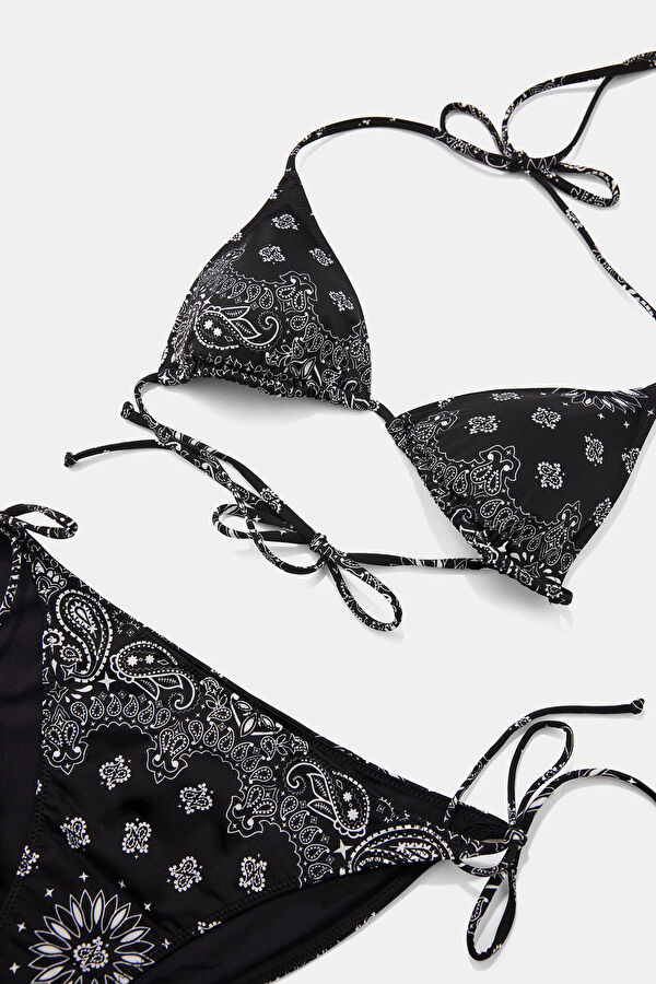 Siyah Desenli Bağcıklı Kadın Bikini 3