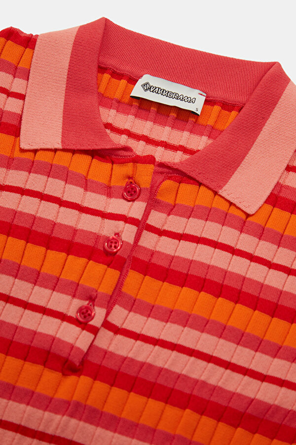 Red Striped Pattern Short-Sleeve Women's Blouse 6