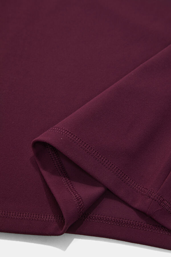 Bordo Bisiklet Yaka Kadın T-Shirt 4