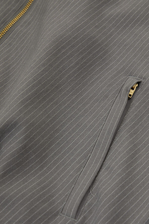 Gray Zip-Up Men's Jacket 4