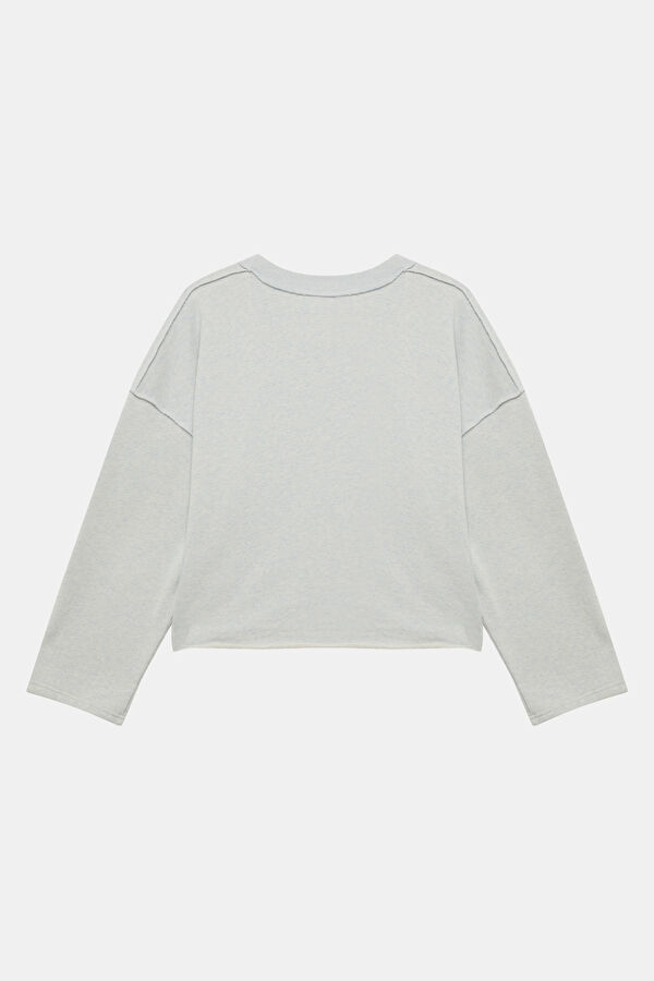Açık Gri Kayık Yaka Kadın Sweatshirt 2