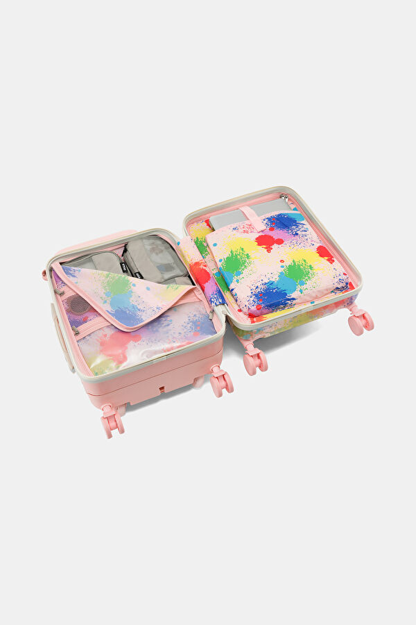Cheerful Kids Suitcase 5