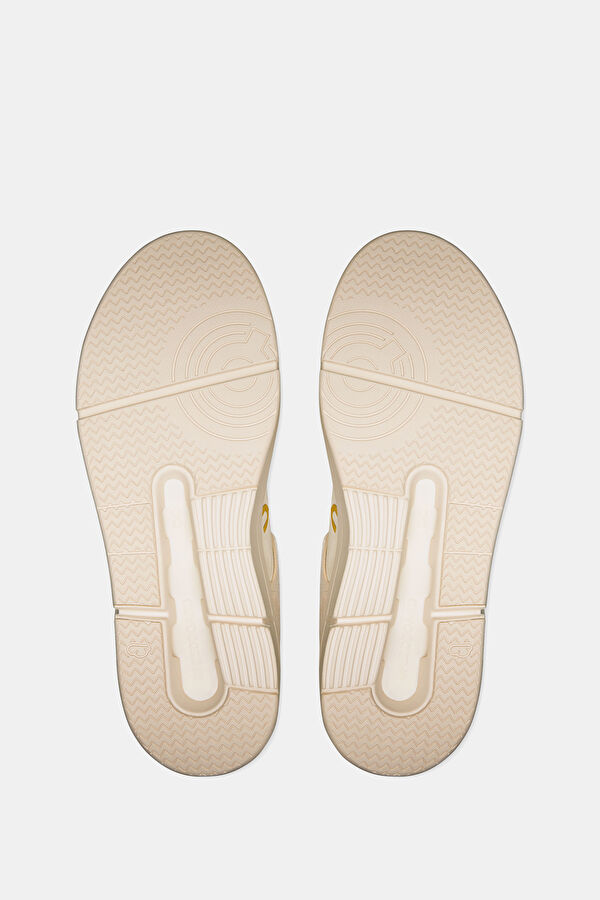 The Roger Clubhouse Ace White Women's Sports Shoes 6