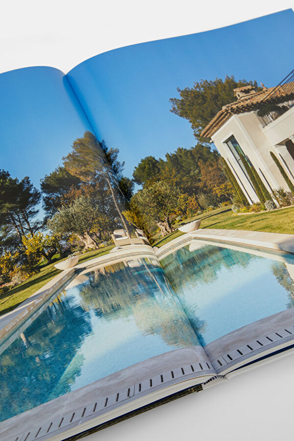 Mediterranean Living 7