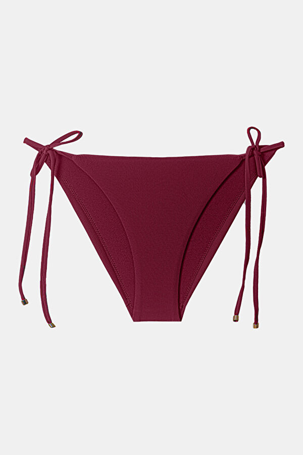 Kırmızı Bikini 5