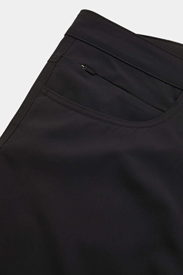 Relax Fit Black Straight Leg Men's Pants 4