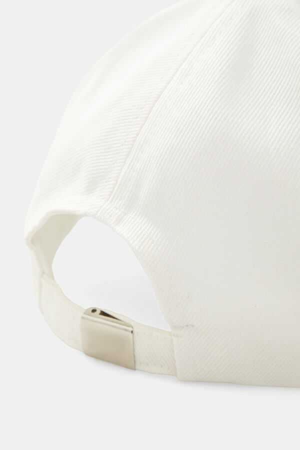 Ecru Embroidered Hat 3