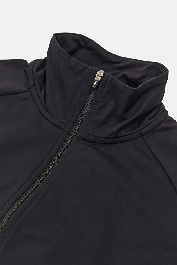 Black Women's Raincoat 3