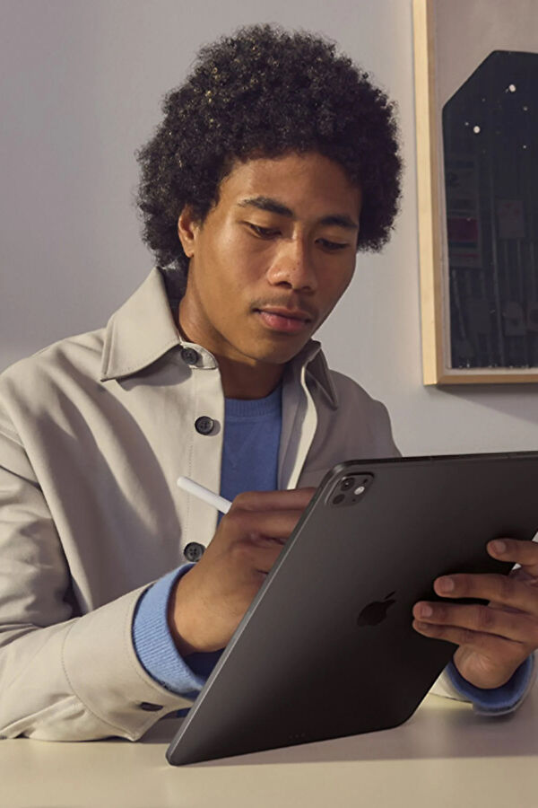 11-inch iPad Pro Wi‑Fi 256GB with standard glass - Space Black MDWK4TU/A 8