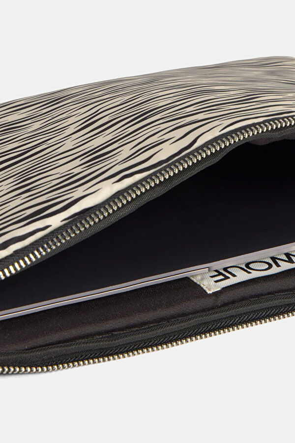 Zebra Hit 13" & 14" Laptop Bag 2