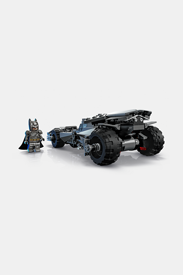 76331 DC Batman™ ve Superman™ Batmobile™ 3