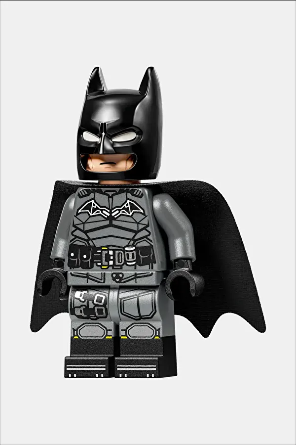 76332 DC Batman™ Batmobile™ 4