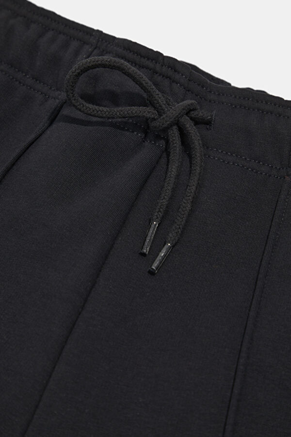 Black Women's Trousers 3