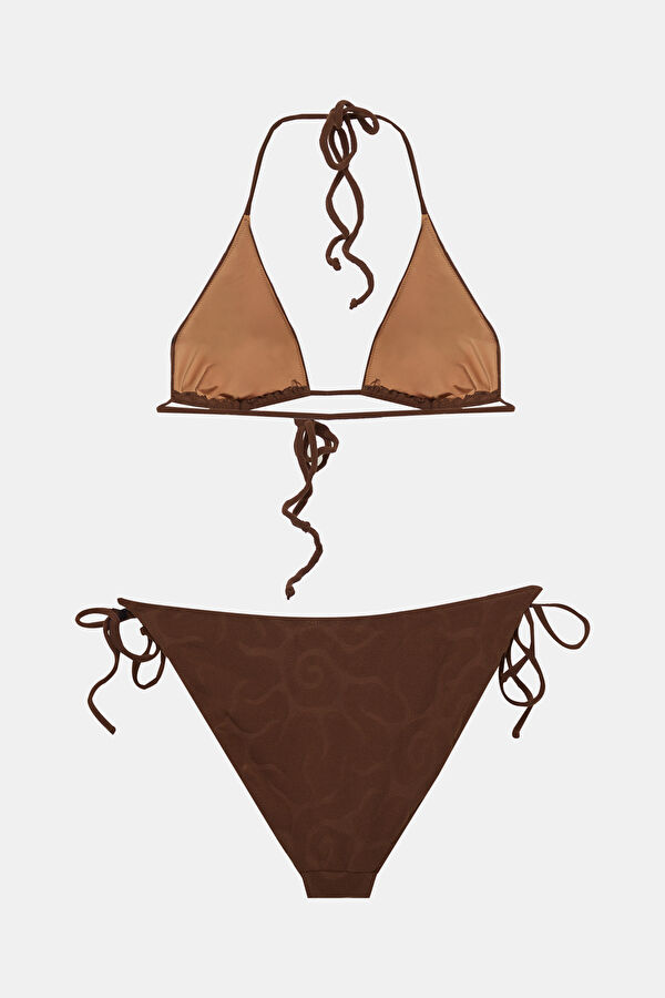 Kahve Kadın Bikini 2