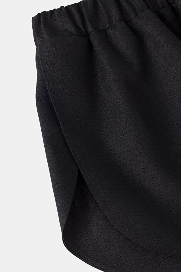 Black Women's Shorts 3