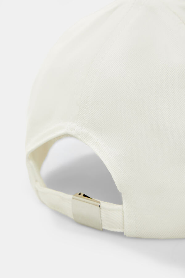 Ecru Embroidered Hat 3