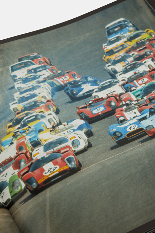 Rainer W. Schlegelmilch. Porsche Racing 7