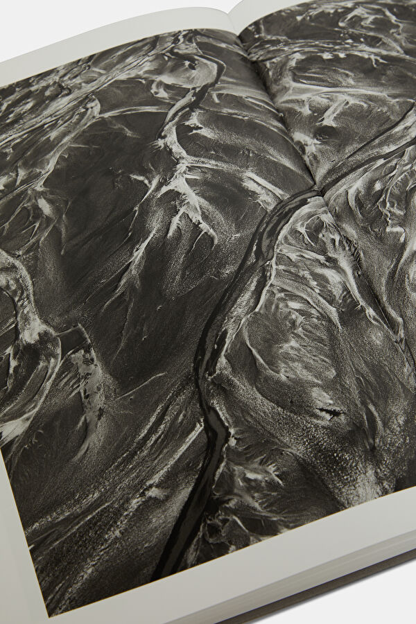 Sebastião Salgado. Genesis 8