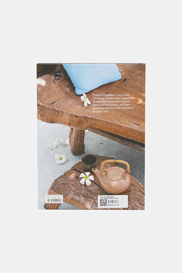 Living in Bali 45th Edition 3
