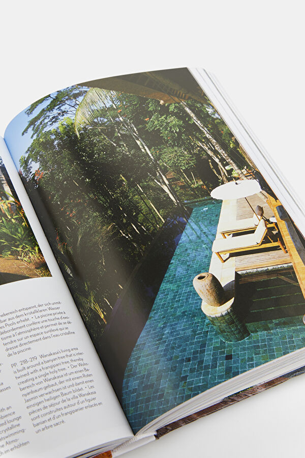 Living in Bali 45th Edition 10