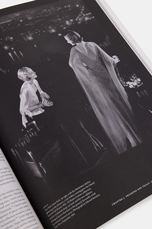 Chanel in Vogue 8