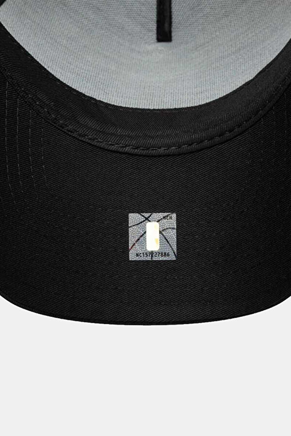 Metallic Eframe Chibul Black Hat 5