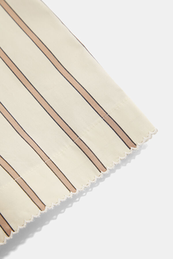 Cream Striped Patterned Women's Shorts 4