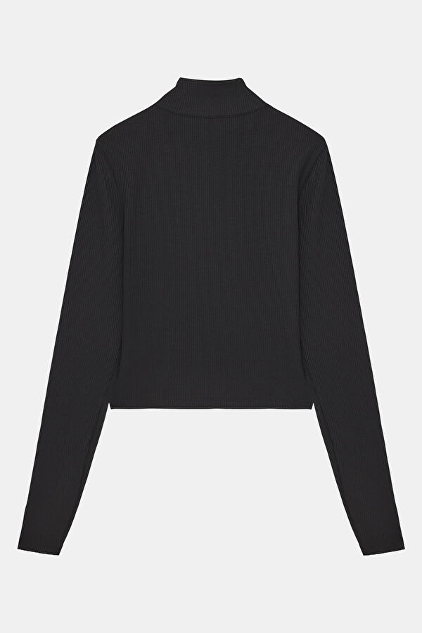 Black Women's Pullover 2