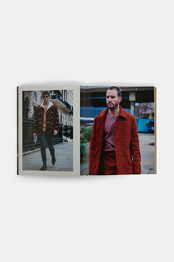 London. In Fashion 5