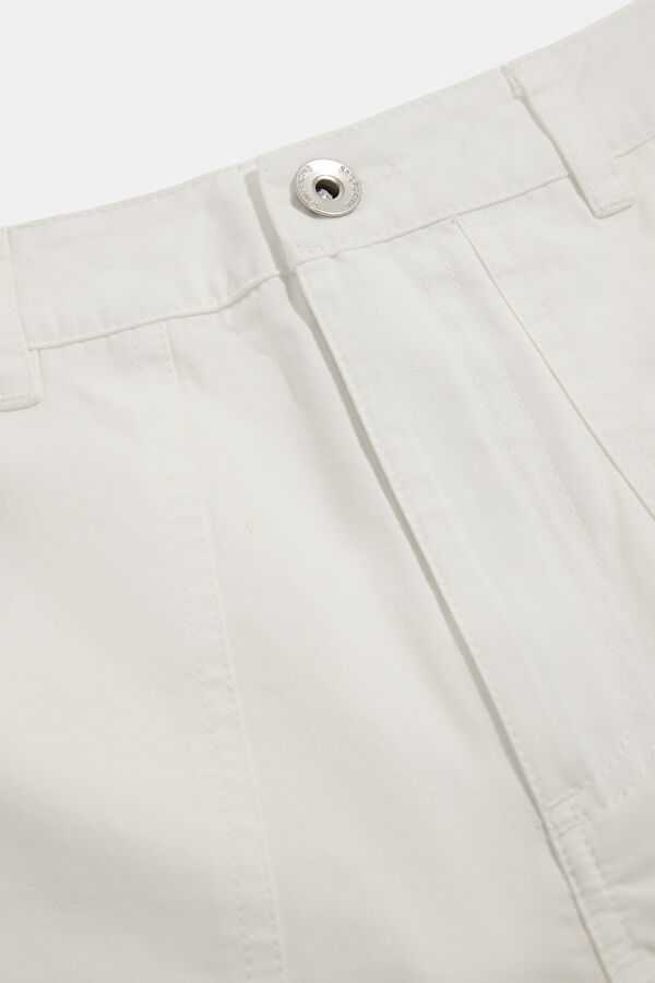 White Women's Shorts 3