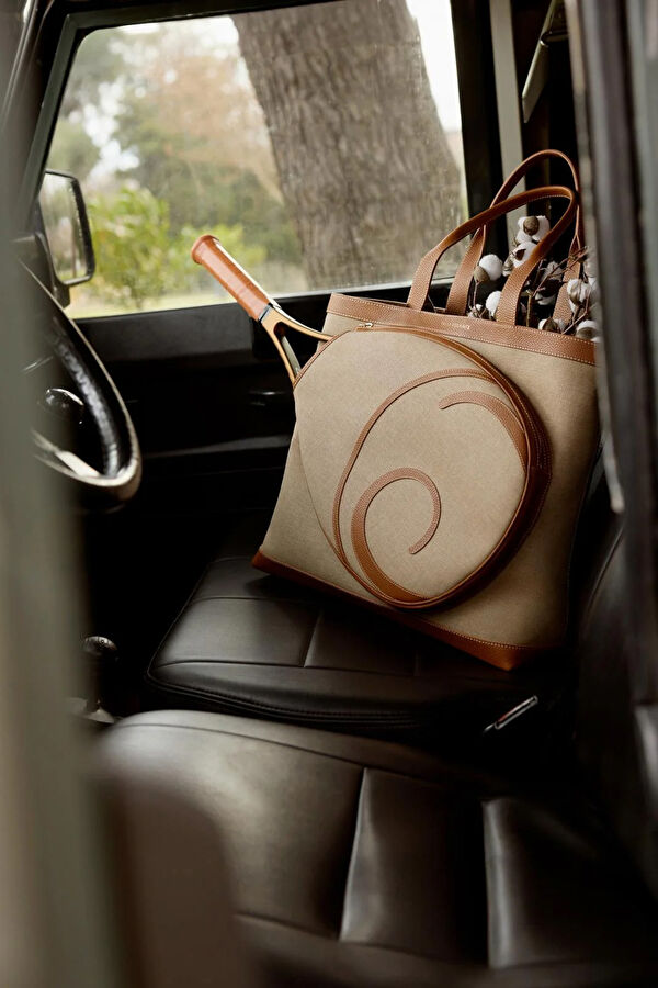 Donna Tan Leather Bag 10
